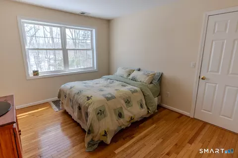 Bedroom - 85 Mcveagh Rd, Westbrook, CT 06498 photo 4 of 6