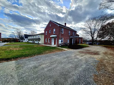 51 Maple St, Killingly, CT 06239