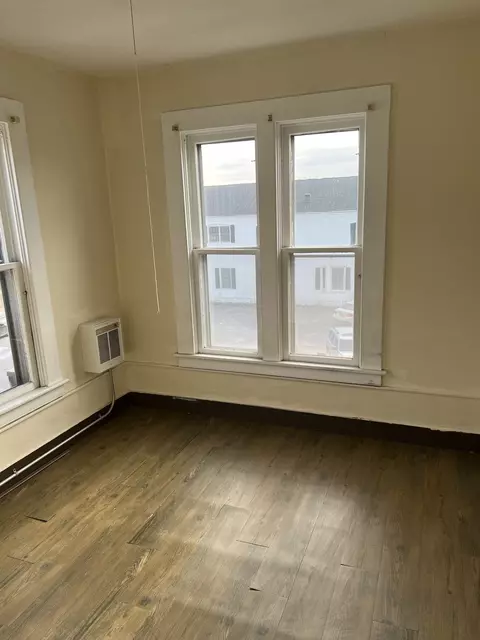 Bedroom - 129 Valley St, Willimantic, CT 06226 photo 4 of 7