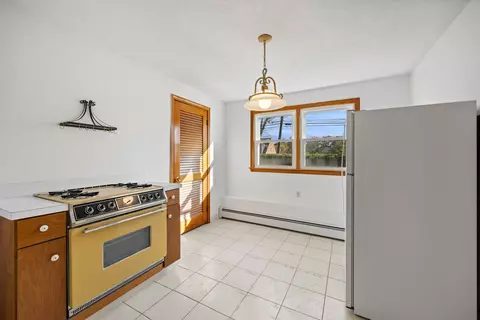 Kitchen - 19 Albert Ave, Wethersfield, CT 06109 photo 4 of 4