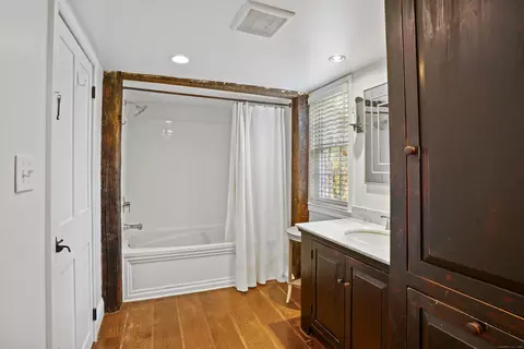 Bath - Undisclosed, Redding, CT 06896 photo 2 of 3