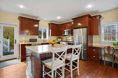 Kitchen - Undisclosed, Redding, CT 06896 photo 2 of 3