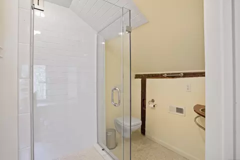 Bath - Undisclosed, Redding, CT 06896 photo 3 of 3