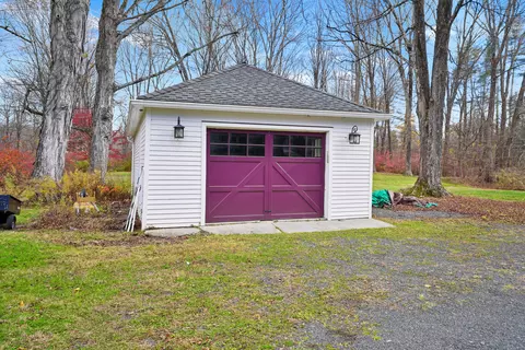 Exterior - Undisclosed, Redding, CT 06896 photo 10 of 11