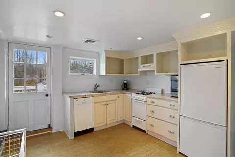 Kitchen - Undisclosed, Redding, CT 06896 photo 3 of 3