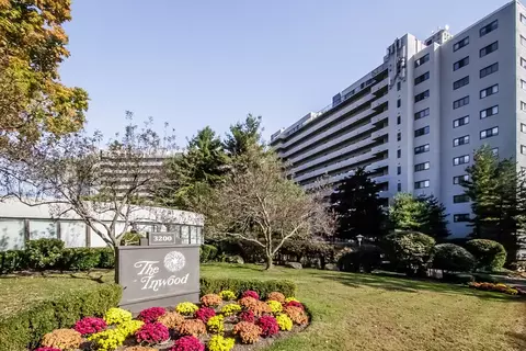 3200 Park Ave #11C2, Bridgeport, CT 06604
