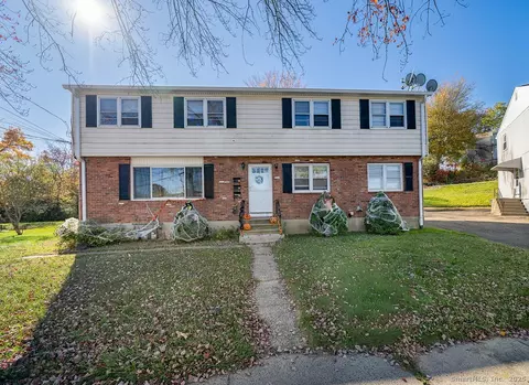 66 Elizabeth Ann Dr, New Haven, CT 06512
