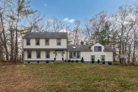11 Silver Birch Ln, Clinton, CT 06413