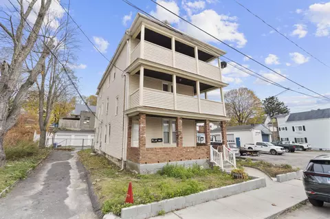 20 Violet St, Waterbury, CT 06704