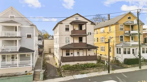 127 Pearl St, Waterbury, CT 06704