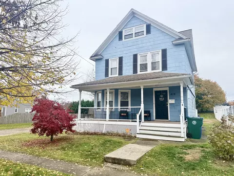 419 Huntington Rd, Stratford, CT 06614