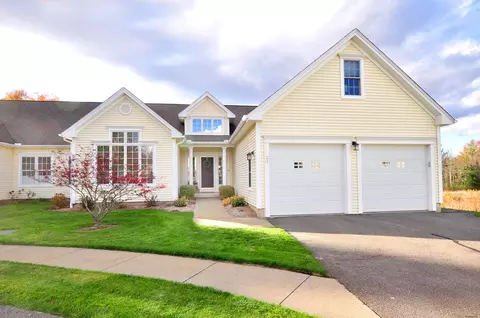 23 Dewberry Way #23, Suffield, CT 06078