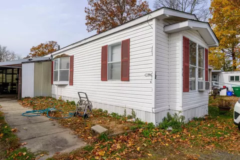 525 E Main St #TRLR 56, Branford, CT 06405