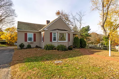 40 Coe Ave, Portland, CT 06480