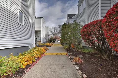 1480 Capitol Ave #H811, Bridgeport, CT 06604