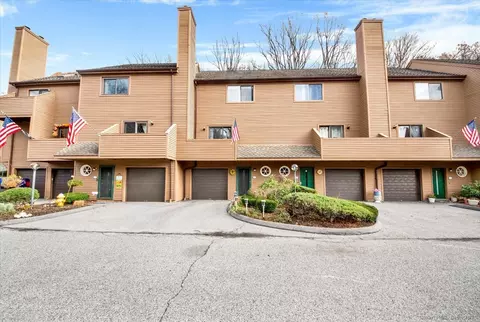 55 Cross St #B6, Danbury, CT 06810