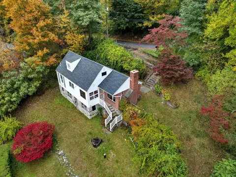 37 Hudson Dr, New Fairfield, CT 06812
