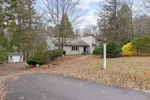 114 Cold Spring Rd, Avon, CT 06001