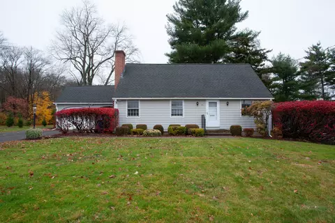 79 Prospect St, Bloomfield, CT 06002