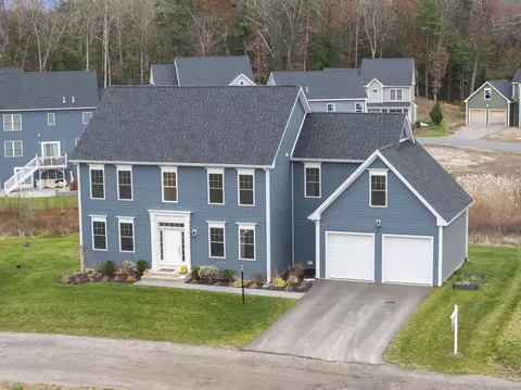 87 Cambridge Ct #87, Simsbury, CT 06070