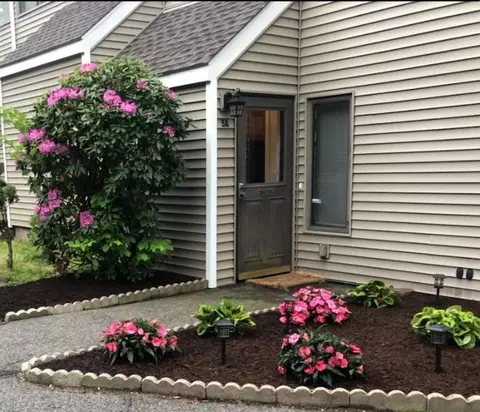 51 Brook St #5A, Naugatuck, CT 06770
