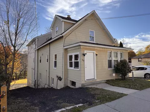 202 Woodtick Rd, Waterbury, CT 06705