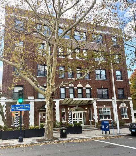 881 Lafayette Blvd #5K, Bridgeport, CT 06604