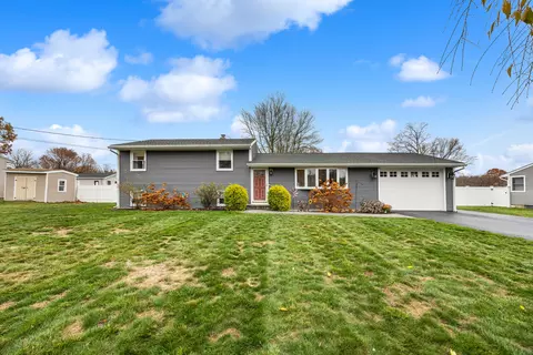 32 Brian Rd, Wallingford, CT 06492