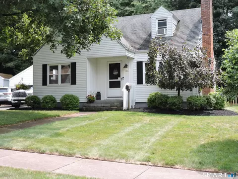 120 Bolton St, Manchester, CT 06042