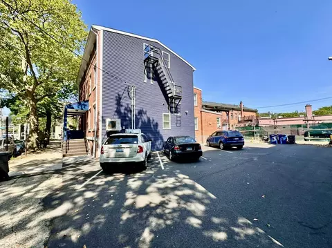 329 Saint John St, New Haven, CT 06511