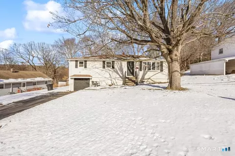 25 Hillside Dr, Wolcott, CT 06716