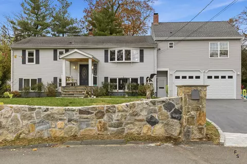 29 Priscilla Rd, Norwalk, CT 06850