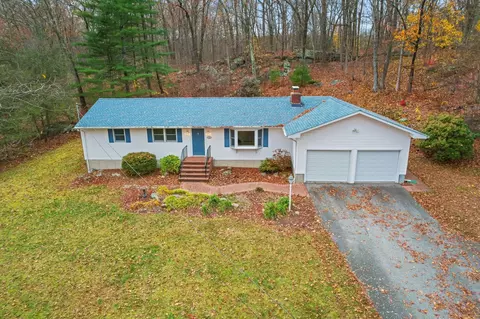 102 Lantern Dr, Monroe, CT 06468