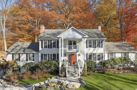 41 Deer Hill Rd, Redding, CT 06896