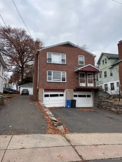 87 Grandview Ter, Hartford, CT 06114