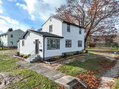 910 Farmington Ave, New Britain, CT 06053