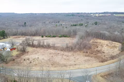 1 West St, Bolton, CT 06043