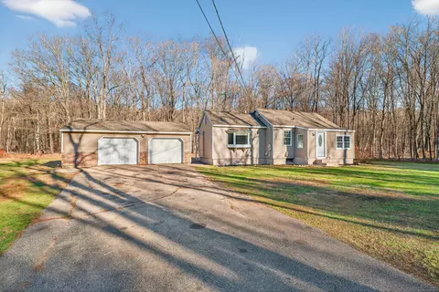 586 Back Rd, Windham, CT 06256