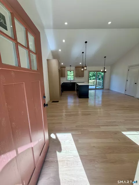 Entry Way - 247 Green Holow Rd, Killingly, CT 06239 photo 1 of 3