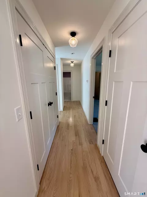 Entry Way - 247 Green Holow Rd, Killingly, CT 06239 photo 3 of 3