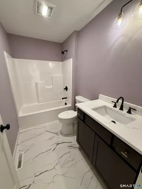Bath - 247 Green Hollow Rd, Killingly, CT 06239 photo 5 of 5