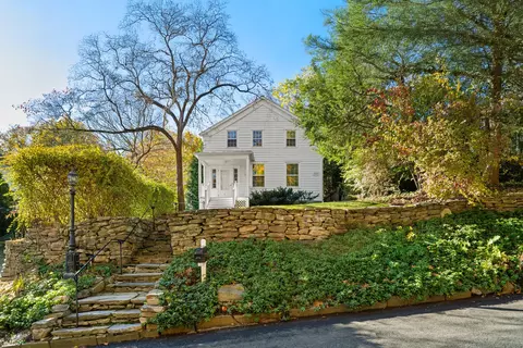 21 Wright St, Westport, CT 06880