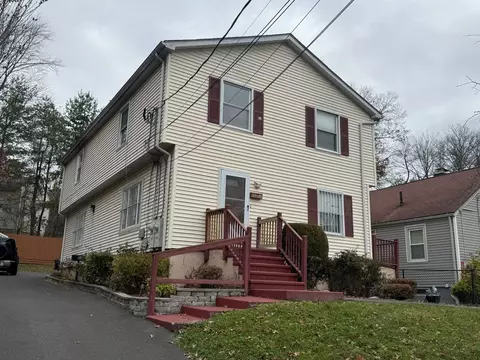 82 Ashford St, Hartford, CT 06120