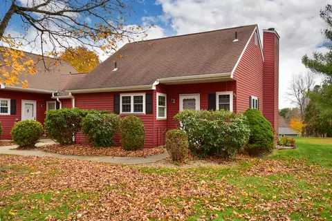413 Lady Bug Ln #413, Vernon, CT 06066
