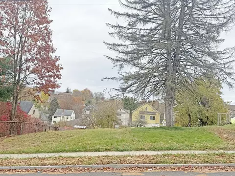 107 Allen St, New Britain, CT 06053