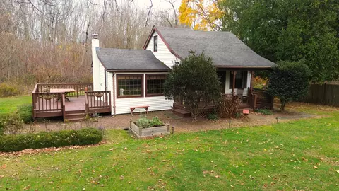86 Christian Hill Rd, Higganum, CT 06441