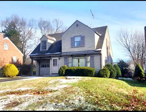51 Tunxis St, New Britain, CT 06053