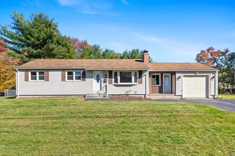 12 Riviera Dr, Enfield, CT 06082