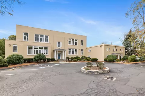 23 Charles St #23, Milford, CT 06460
