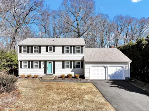 54 Westview Ter, Unionville, CT 06085